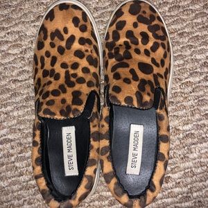 Steve Madden leopard sneakers